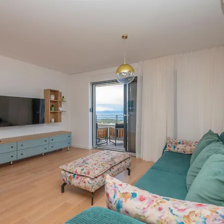 Apartman 18 *