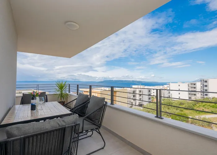 Apartment 18 Makarska