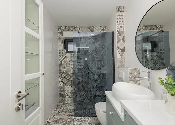 Apartment 18 Makarska